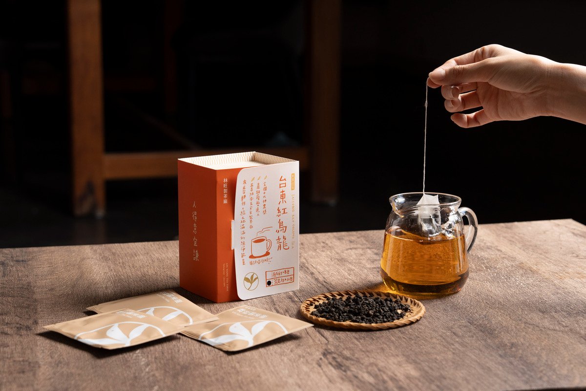 Lin Wang Red Oolong Temple Tea Bag set. 